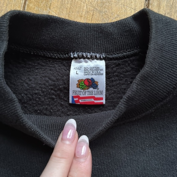 vintage happy holidays embroidered crewneck sweatshirt large - Picture 3 of 3